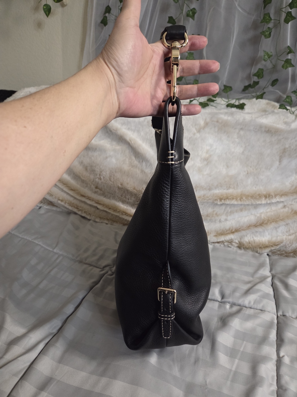 Dooney & Bourke Frederica Dhoulder Bag - Picture 7 of 16